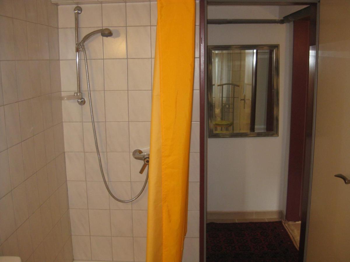 Main-Kinzig Gaestewohnung Hasselroth Exterior foto